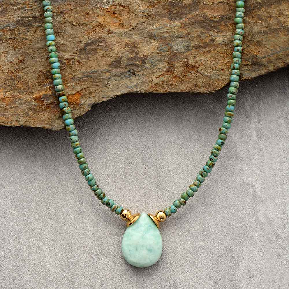 Seed Beads Teardrop Choker Necklace