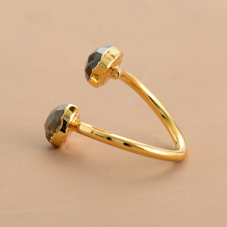Labradorite Stone Ring