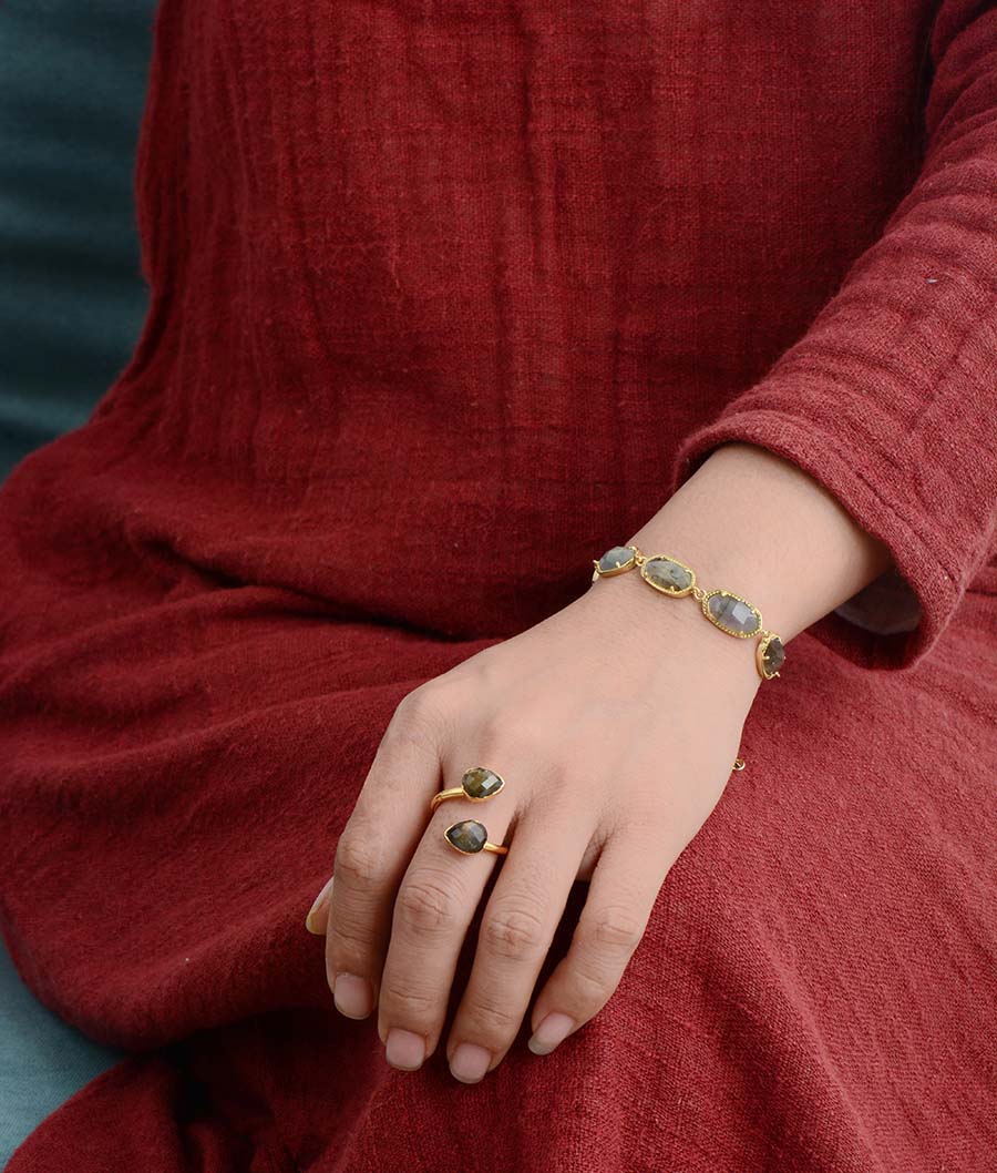 Labradorite Stone Ring