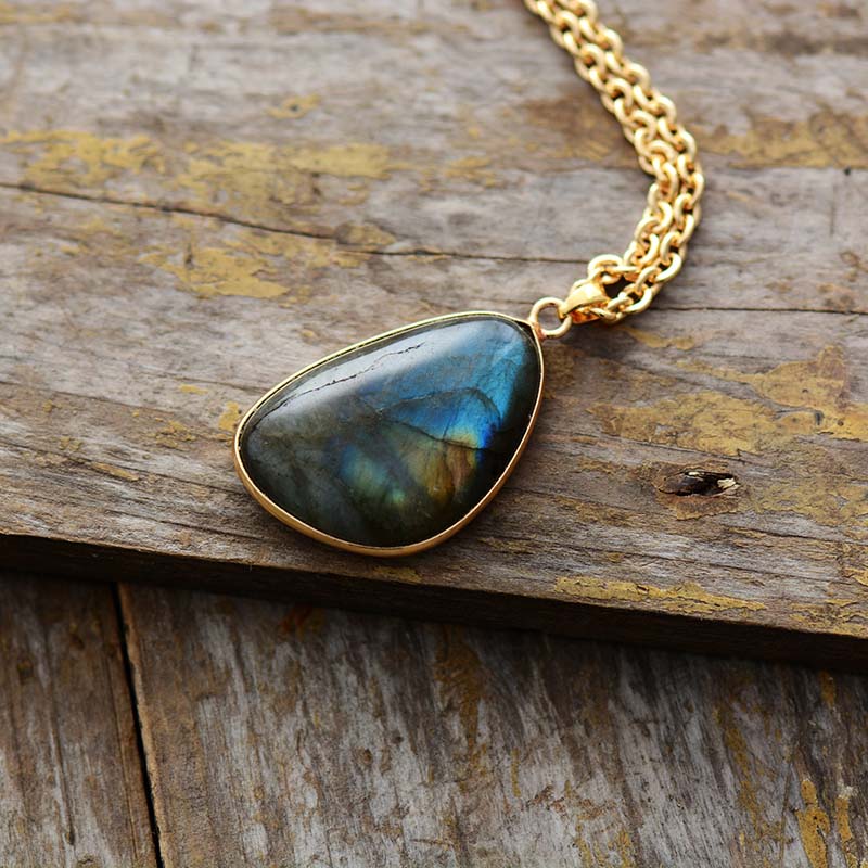 Labradorite Gold Pendant