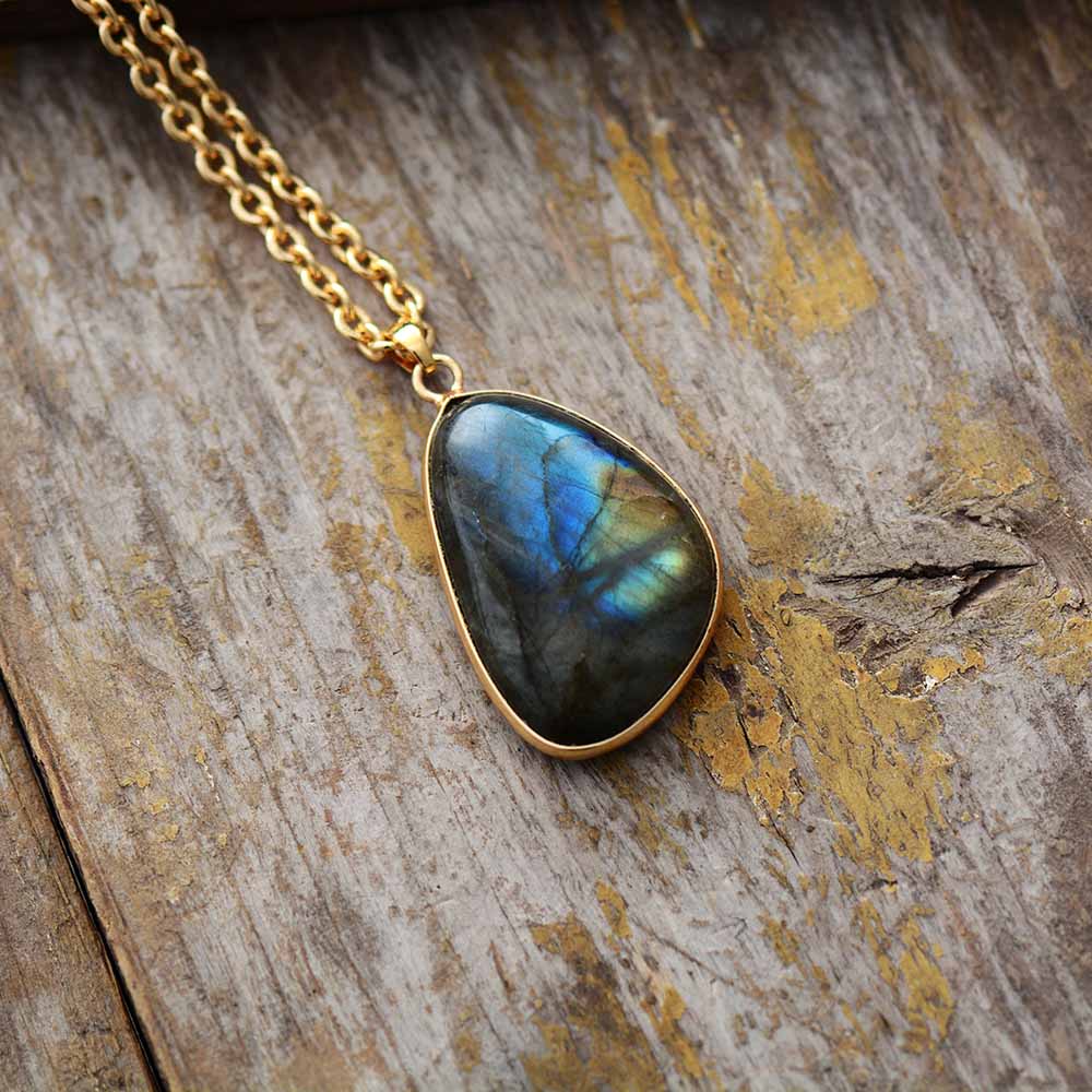 Labradorite Gold Pendant